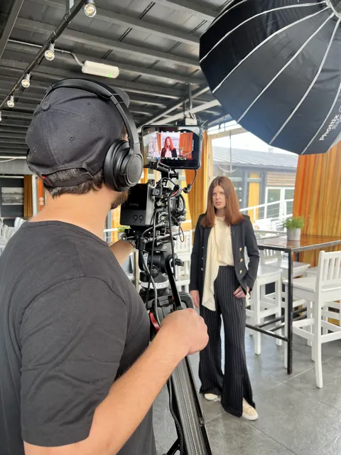 Networking kadry C-level BTS frame 6